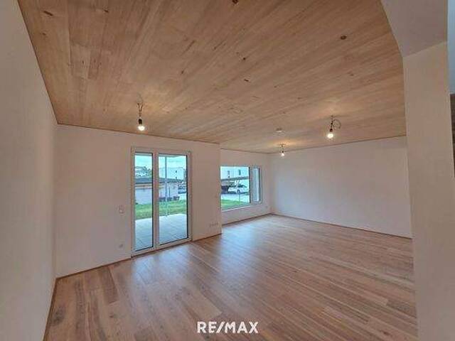 Immobilie in Prambachkirchen - ***OPEN HOUSE, Freitag, 24.04.2026 von 15 - 17 Uhr*** Familienfreundliches Plus-Energie-Reihenhaus in Massivholzbauweise - Bild 3