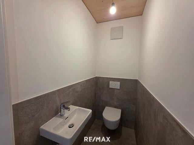 Immobilie in Prambachkirchen - ***OPEN HOUSE, Freitag, 24.04.2026 von 15 - 17 Uhr*** Familienfreundliches Plus-Energie-Reihenhaus in Massivholzbauweise - Bild 4