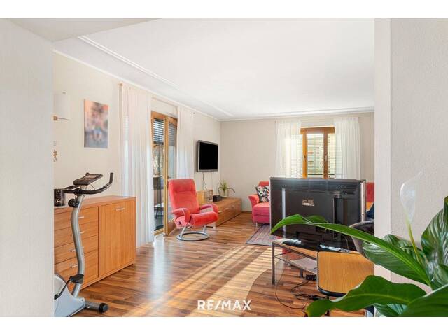 Immobilie in Gleinstätten - Mehr Volumen für Ihre Ideen! Mehretagen Wohnhaus mit Heimwerkstatt und Einliegerwohnung im Ortskern Gleinstätten - Bild 3