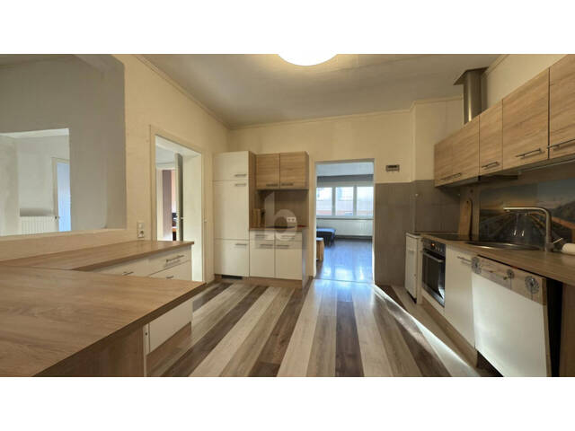 Immobilie in Unterloisdorf - TEILSANIERT MIT GROSSEM SONNIGEN GARTEN U. STADL - 2 ZUFAHRTEN - Bild 3