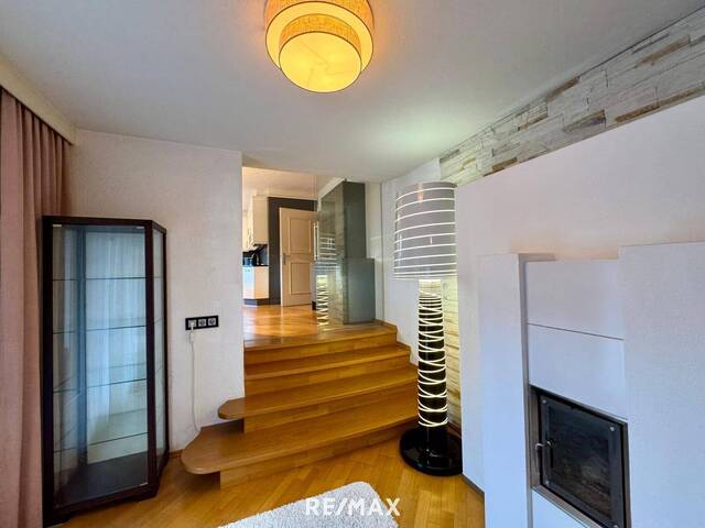 Immobilie in Hainzenberg - Familienglück im Zillertal – 4-Zimmer-Wohnung mit Panoramaterrasse & Bergblick sofort bezugsbereit - Bild 3