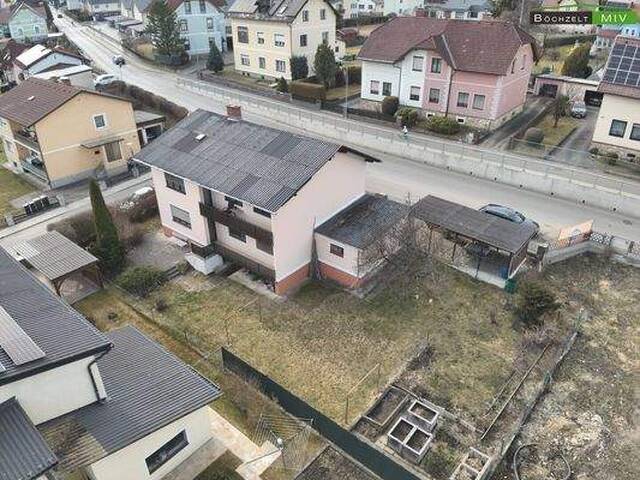 Immobilie in Knittelfeld - Zweifamilienhaus mit zwei separaten Wohneinheiten, Balkon, Garage und Carport in ruhiger Lage von Knittelfeld - Bild 4