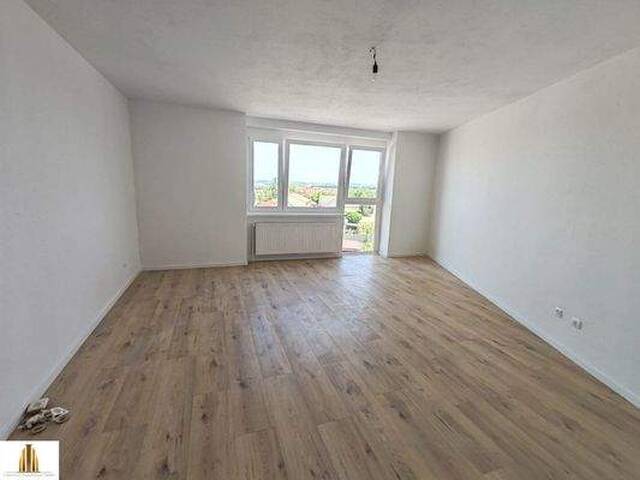 Immobilie in Gänserndorf - Sonnige 2 Zimmerwohnung im 3. Stock im Zentrum von Gänserndorf - Bild 1