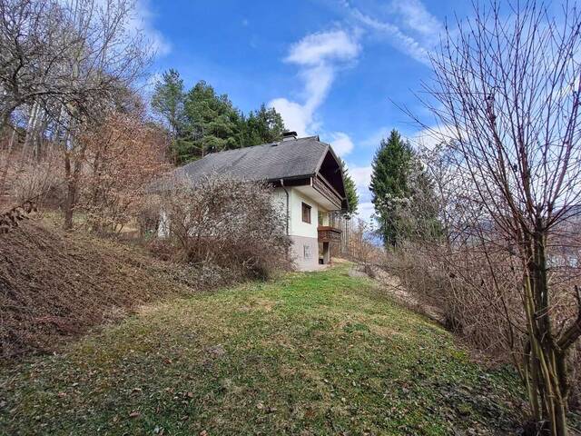 Immobilie in Keutschach - Gemütliches Haus mit Seeblick in Traumlage am Keutschacher See, auch zwei getrennte Wohnbereiche möglich! - Bild 1