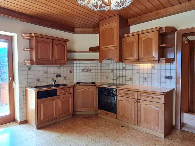 Immobilie in Keutschach - Gemütliches Haus mit Seeblick in Traumlage am Keutschacher See, auch zwei getrennte Wohnbereiche möglich! - Bild 3