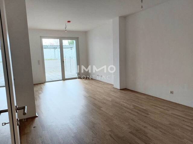 Immobilie in Lanzendorf - ERSTBEZUG Maissonette-Wohnung große Terrasse und Balkon - Bild 2