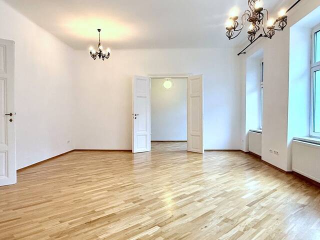 Immobilie in Pressbaum - Großzügige Altbauwohnung im Zentrum von Pressbaum - Bild 2