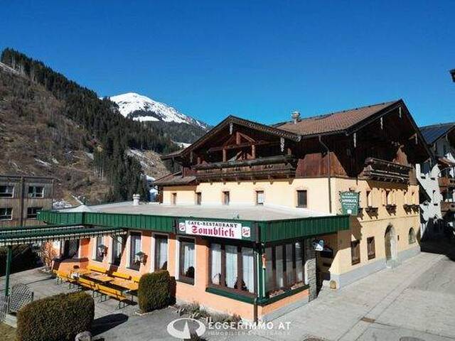 Immobilie in Rauris - Mehrfamilienhaus mit ausgezeichnetem Restaurant in absoluter Bestlage von Rauris - Bild 0