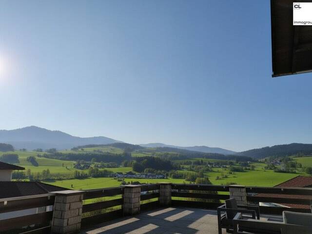 Immobilie in Oberwang - Wohnen im Grünen - Charmante 3-Zimmer-Wohnung bei Mondsee - Bild 1