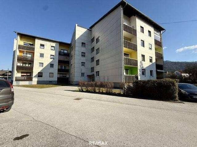 Immobilie in Langenwang - *** Helle Erdgeschosswohnung mit Balkon, 2 Schlafzimmern & viel Potenzial in Langenwang *** - Bild 0