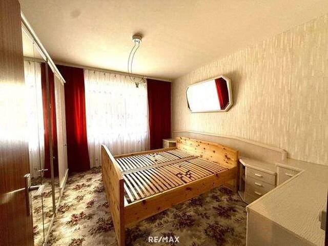 Immobilie in Langenwang - *** Helle Erdgeschosswohnung mit Balkon, 2 Schlafzimmern & viel Potenzial in Langenwang *** - Bild 2