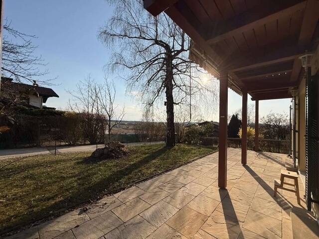 Immobilie in Moosdorf - Familienleben mit Freiraum - Einfamilienhaus mit Gästehaus und großem Garten in ruhiger Lage - Bild 0