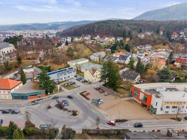 Immobilie in Gloggnitz - Wohnhaus mit drei Wohneinheiten! - Bild 0