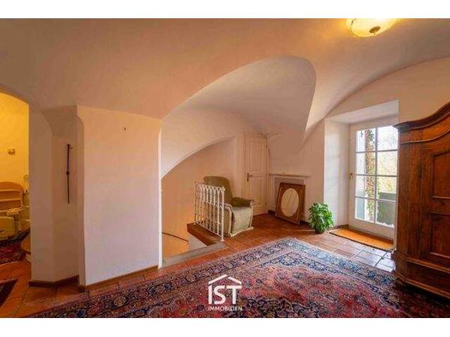 Immobilie in Braunau am Inn - Braunau am Inn - Altstadtjuwel mit Garage und Garten - Bild 3