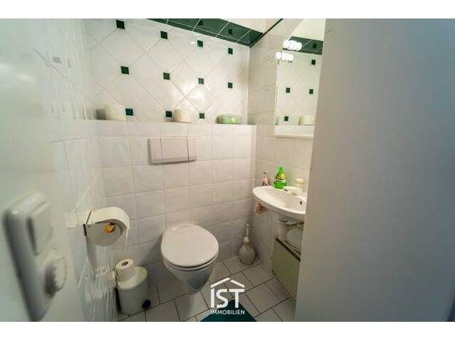 Immobilie in Braunau am Inn - Braunau am Inn - Altstadtjuwel mit Garage und Garten - Bild 4