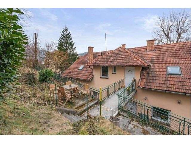 Immobilie in Gloggnitz - Wohnhaus mit drei Wohneinheiten! - Bild 2