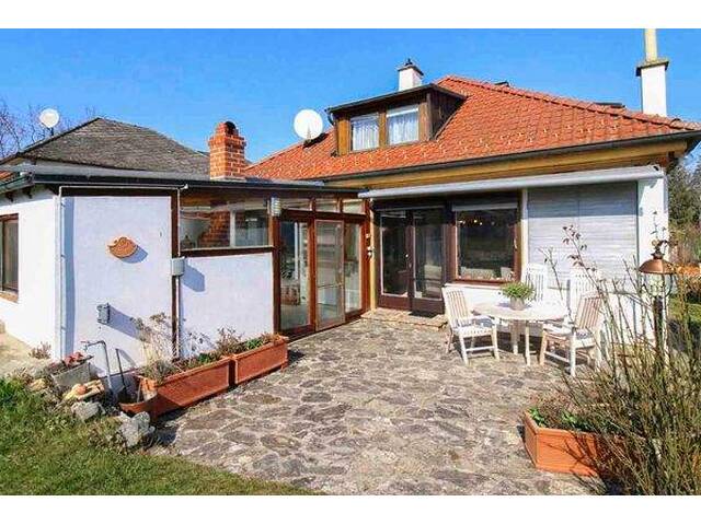 Immobilie in Dürnkrut - Charmantes Haus mit Wintergarten, Kachelofen und viel Platz für Ihre Familie in Dürnkrut - Bild 0