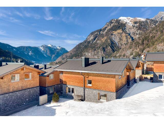 Immobilie in Wald am Arlberg - Chalet mit Zweitwohnsitz in der Ski Arlberg Region - Bild 2