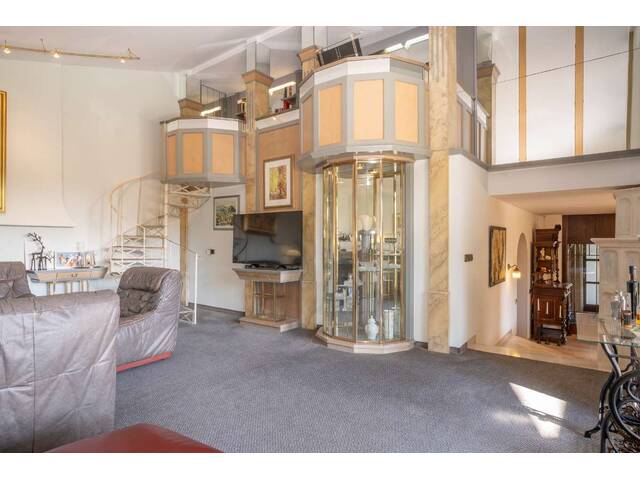 Immobilie in Schwanenstadt - Landhaus Sonnenhang - Wohnen zwischen Natur, Stil und Weitblick - Bild 3