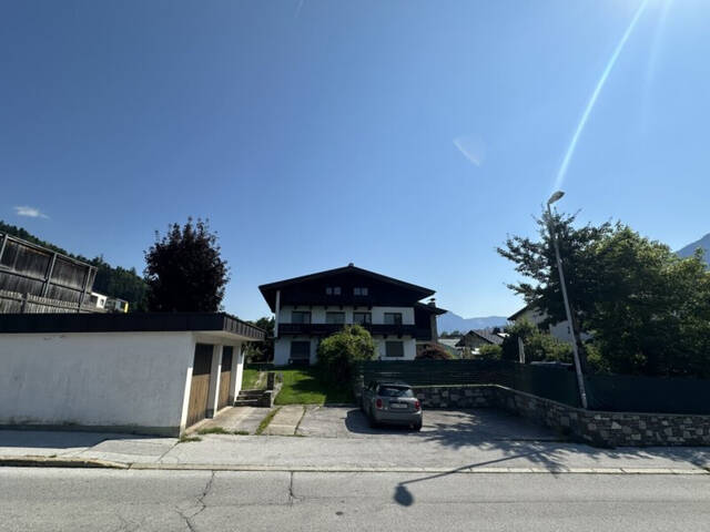 Immobilie in Jenbach - Großes Mehrfamilienhaus in zentraler Lage auf 1.372m² Grundstücksfläche - Bild 3