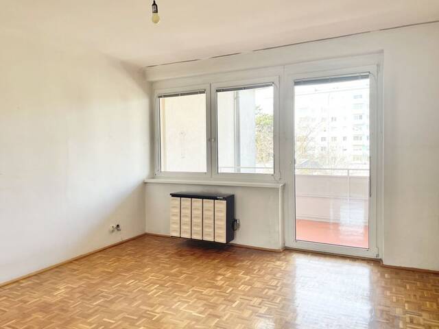 Immobilie in Mödling - PROVISIONSFREI VOM EIGENTÜMER! 3-ZIMMER-WOHNUNG MIT LOGGIA IN MÖDLINGER ZENTRUMSNÄHE! - Bild 2