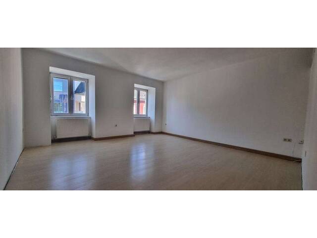 Immobilie in Peuerbach - Neuer Preis !!! Charmante 2-Zi-Wohnung in Peuerbach, 65m², renovierungsbedürftig, € 77.000,- - Bild 1