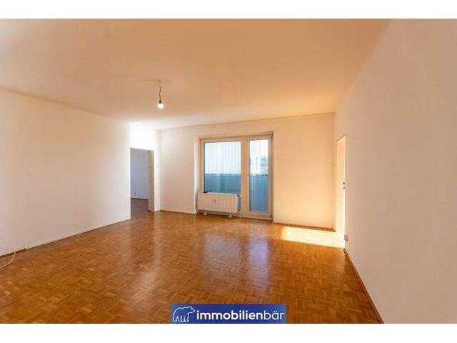 Immobilie in Wels - Geräumige 4-Zimmer Wohnung mit Balkon - Wohnen mit Weitblick - Maria-Theresia-Straße 19 Wels - Bild 2