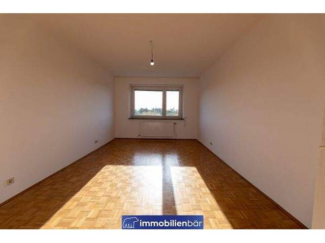 Immobilie in Wels - Geräumige 4-Zimmer Wohnung mit Balkon - Wohnen mit Weitblick - Maria-Theresia-Straße 19 Wels - Bild 3