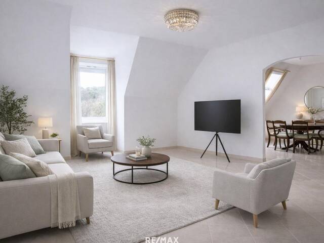 Immobilie in Baden - Stilvolle 3,5-Zimmer-Wohnung mit Terrasse und herrlichem Panorama auf die historischen Burgruinen - Bild 0