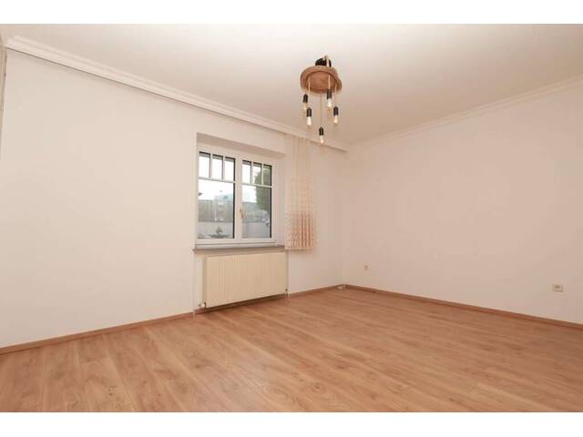 Immobilie in Enzersdorf an der Fischa - SONNIGES Einfamilienhaus mit POOL! - Bild 2