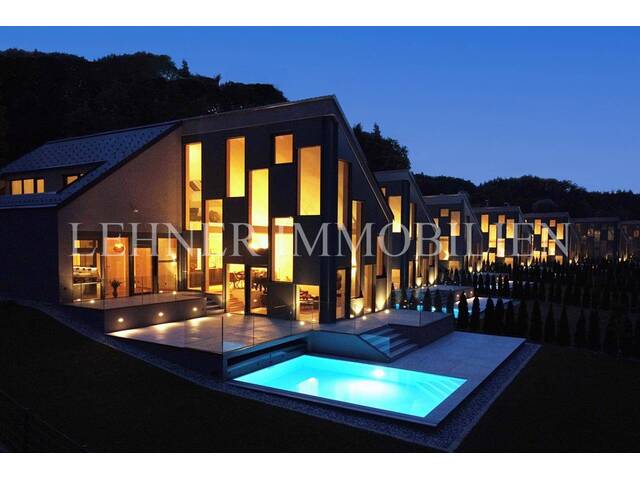 Immobilie in Tobelbad - *** TOBELBAD - LUXUS CHALET MIT BEEINDRUCKENDER GALERIEHÖHE IN IDYLLISCHER WALDRANDLAGE *** - Bild 0