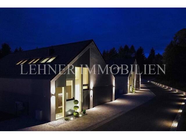 Immobilie in Tobelbad - *** TOBELBAD - LUXUS CHALET MIT BEEINDRUCKENDER GALERIEHÖHE IN IDYLLISCHER WALDRANDLAGE *** - Bild 3