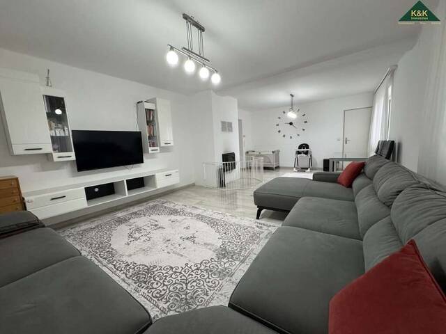 Immobilie in Weigelsdorf - ZUSÄTZLICH VIEL PLATZ FÜR EIN 2. HAUS (noch 236 m² verbaubare Fläche) - Bild 0