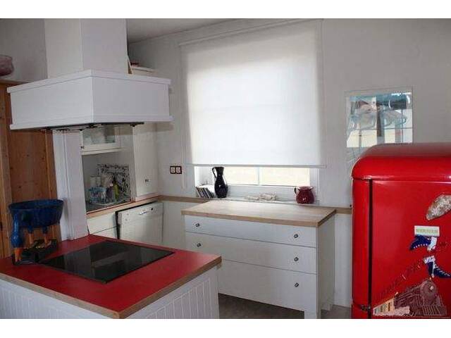 Immobilie in Mannersdorf am Leithagebirge - Sehr gut gelegenes Zweifamilienhaus in Mannersdorf zum Teil im Innenbereich bei 1 Wohneinheit sanierungsbedürftig - Bild 4