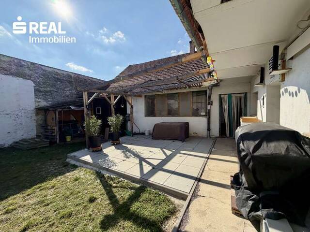 Immobilie in Wildendürnbach - Landleben genießen: Einfamilienhaus mit Garten und Doppelgarage - Bild 0
