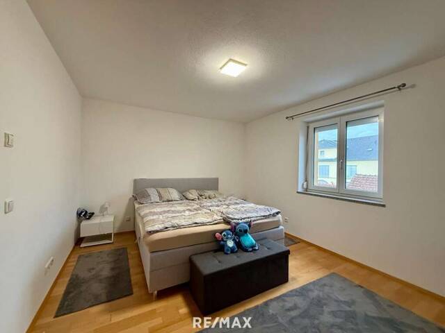 Immobilie in Enns - NEUER PREIS!!! EINZIEHEN & WOHLFÜHLEN - Helle 3-Zimmer-Wohnung mit Terrasse und Parkplatz - Bild 3