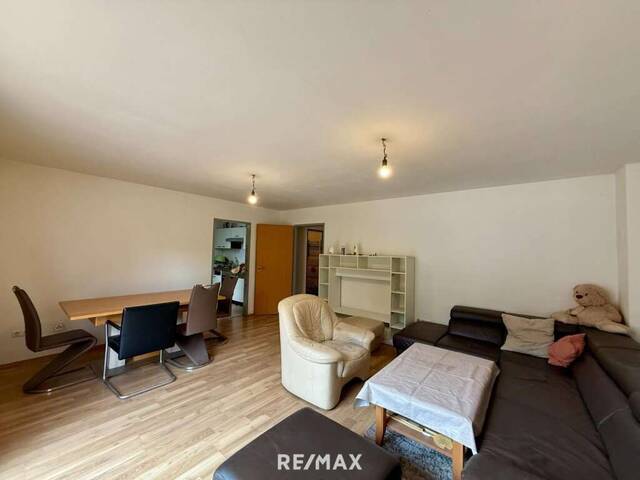 Immobilie in Enns - NEUER PREIS!!! Großzügige 3-Zimmer-Wohnung mit Terrasse und Parkplatz - Bild 1