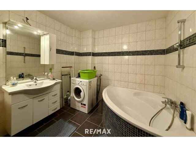 Immobilie in Enns - NEUER PREIS!!! Großzügige 3-Zimmer-Wohnung mit Terrasse und Parkplatz - Bild 3