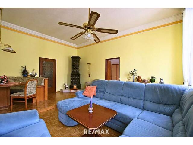 Immobilie in Pottenstein - HISTORISCHES FLAIR & VIEL PLATZ! Großzügige 3-Zimmerwohnung Top-3! - Bild 3