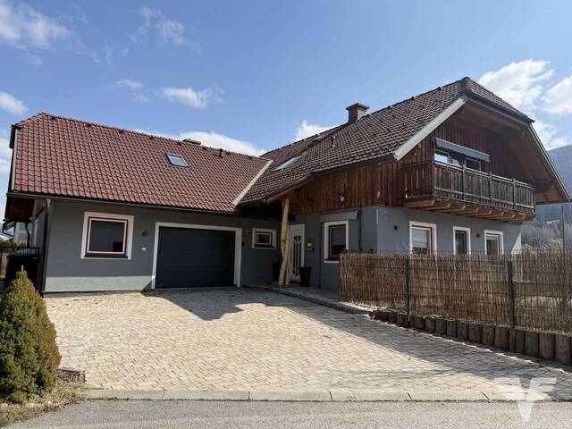 Immobilie in Unternberg - Familiennest - Renoviertes Einfamilienhaus mit Pool in Unternberg - Bild 0