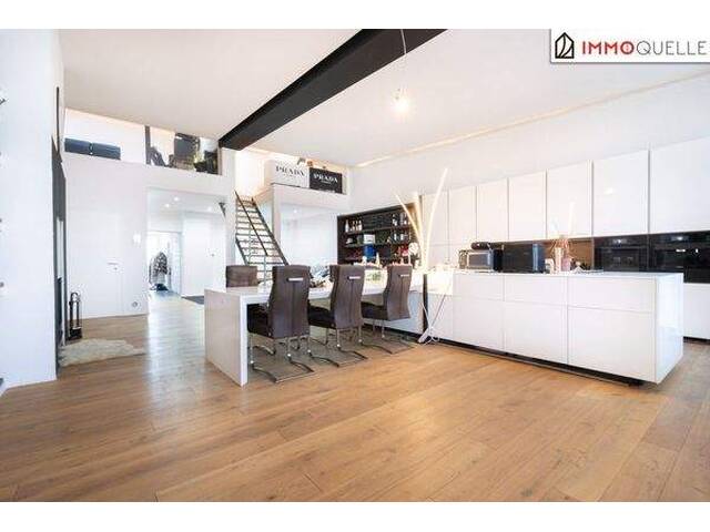 Immobilie in Lenzing - Wohnen mit Weite - Galeriewohnung mit Dachterrasse, großzügigem Wohnbereich und beeindruckender Raumhöhe nahe Attersee - Bild 0