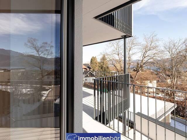 Immobilie in Nußdorf am Attersee - WohlfühlZeit mit traumhaften Seeblick und extra Aupair/Eltern/Kindbereich - SeeZeit - Bild 2