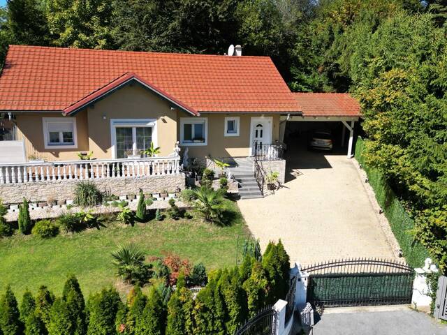 Immobilie in Hausmannstätten - Hausmannstätten - Ein Zuhause mit Charakter - moderner Bungalow mit Privatsphäre, Komfort und wunderschönem Garten - Bild 0