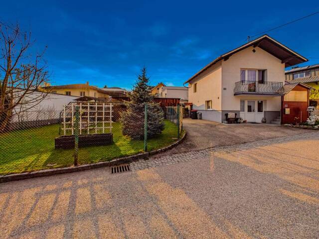 Immobilie in Offenhausen - Reizendes Einfamilienhaus mit großzügigem Gartenparadies & moderner Technik - sofort bewohnbar! - Bild 4