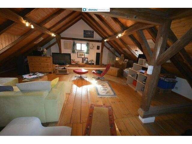 Immobilie in Langenlois - Geschichtsträchtige Traum-Immobilie mit Wellnessbereich, großem Außenbereich und Schwimmteich in Langenlois - Bild 4