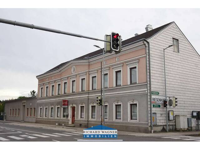 Immobilie in Hausmening - Bürgerwohnhaus mit 2.064 m² Grund in Zentrumslage und Gastronomie im gesamten Erdgeschoss sowie 250 m² Wohnfläche im Obergeschoss - Bild 4
