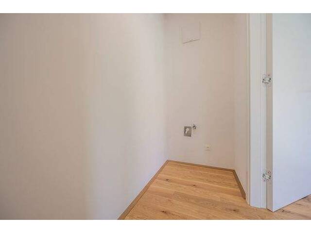 Immobilie in Winzendorf - ++NEU++ Premium 4 Zimmer-Doppelhaushälfte mit Stellplatz, Nahe Wiener Neustadt - Bild 4