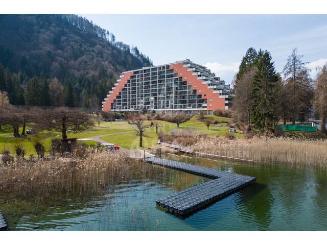 Immobilie in Ostriach - SEEWOHNUNG-Garconniere mit direkten Seezugang, Loggia und Freizeitwohnsitzwidmung am Ossiacher See - Bild 4