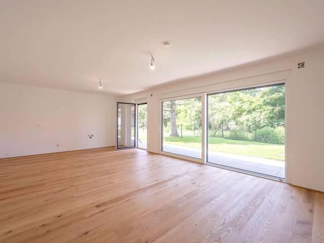 Immobilie in Winzendorf - ++NEU++ Premium 4 Zimmer-Doppelhaushälfte mit Stellplatz, Nahe Wiener Neustadt - Bild 1