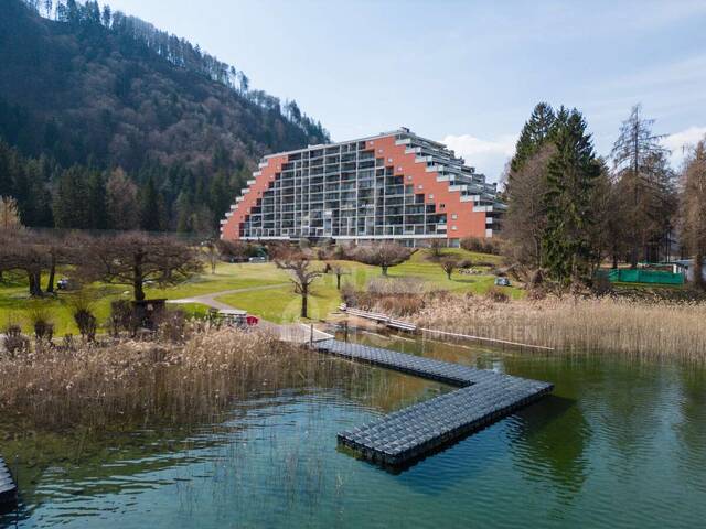 Immobilie in Ossiach - SEEWOHNUNG-Garconniere mit direkten Seezugang, Loggia und Freizeitwohnsitzwidmung am Ossiacher See - Bild 2